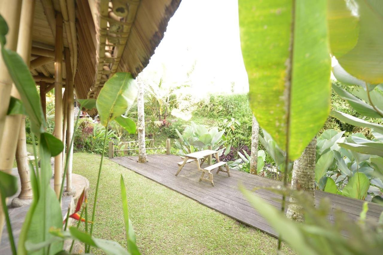 Jero Tumbuk Private Villa Selat Exterior photo